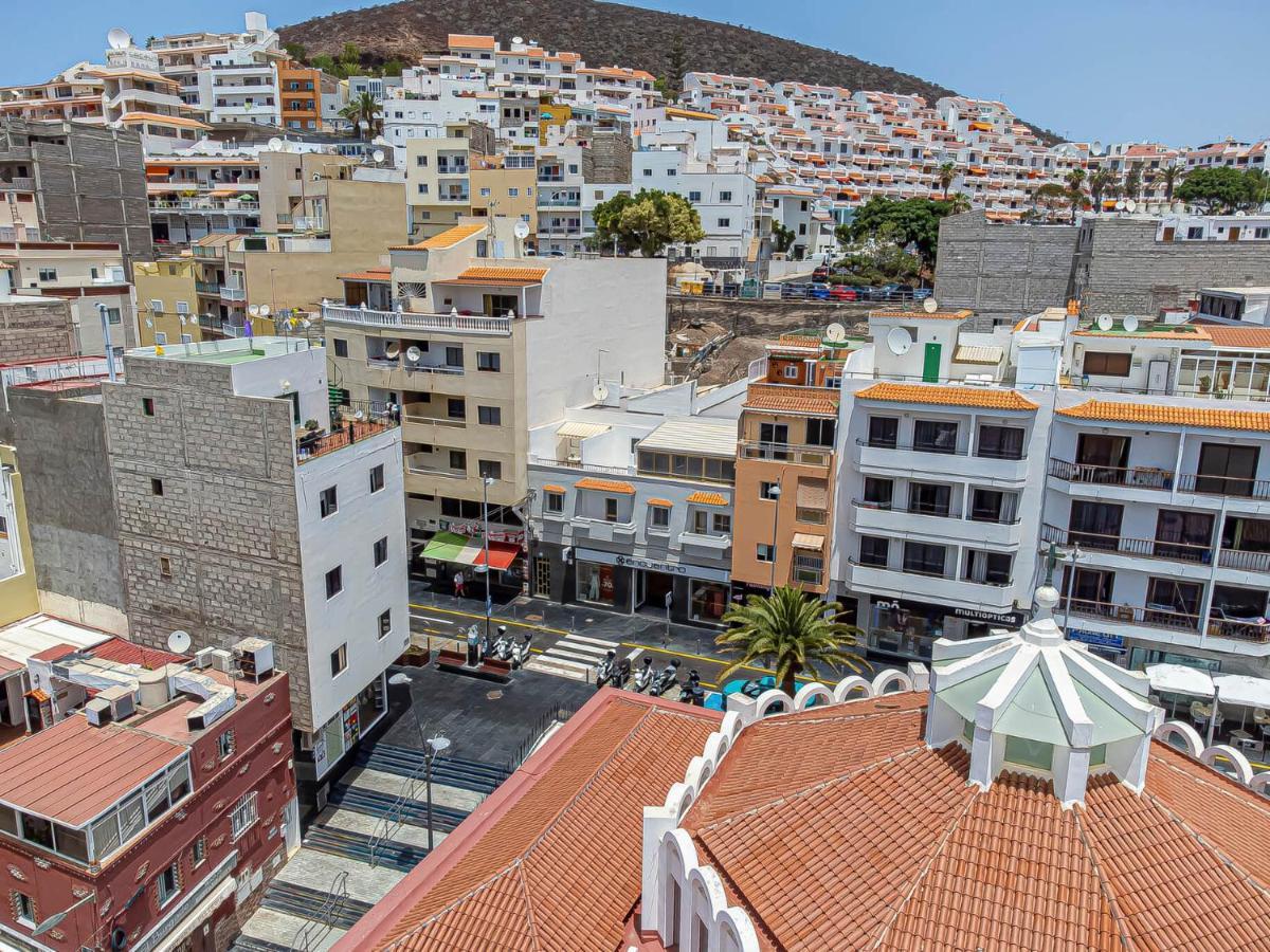 Apartamentos En El Centro De Los Cristianos Arona  Exterior photo