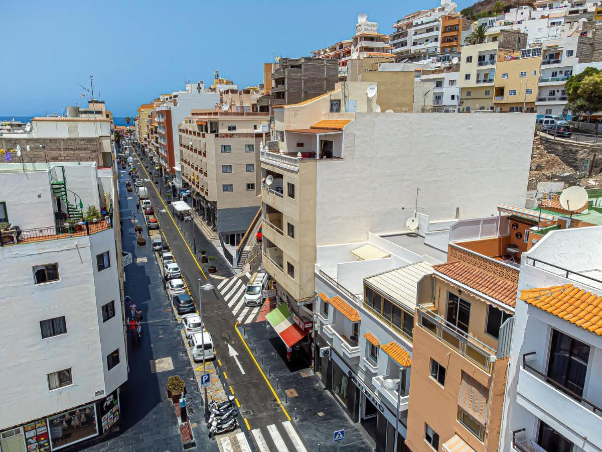 Apartamentos En El Centro De Los Cristianos Arona  Exterior photo
