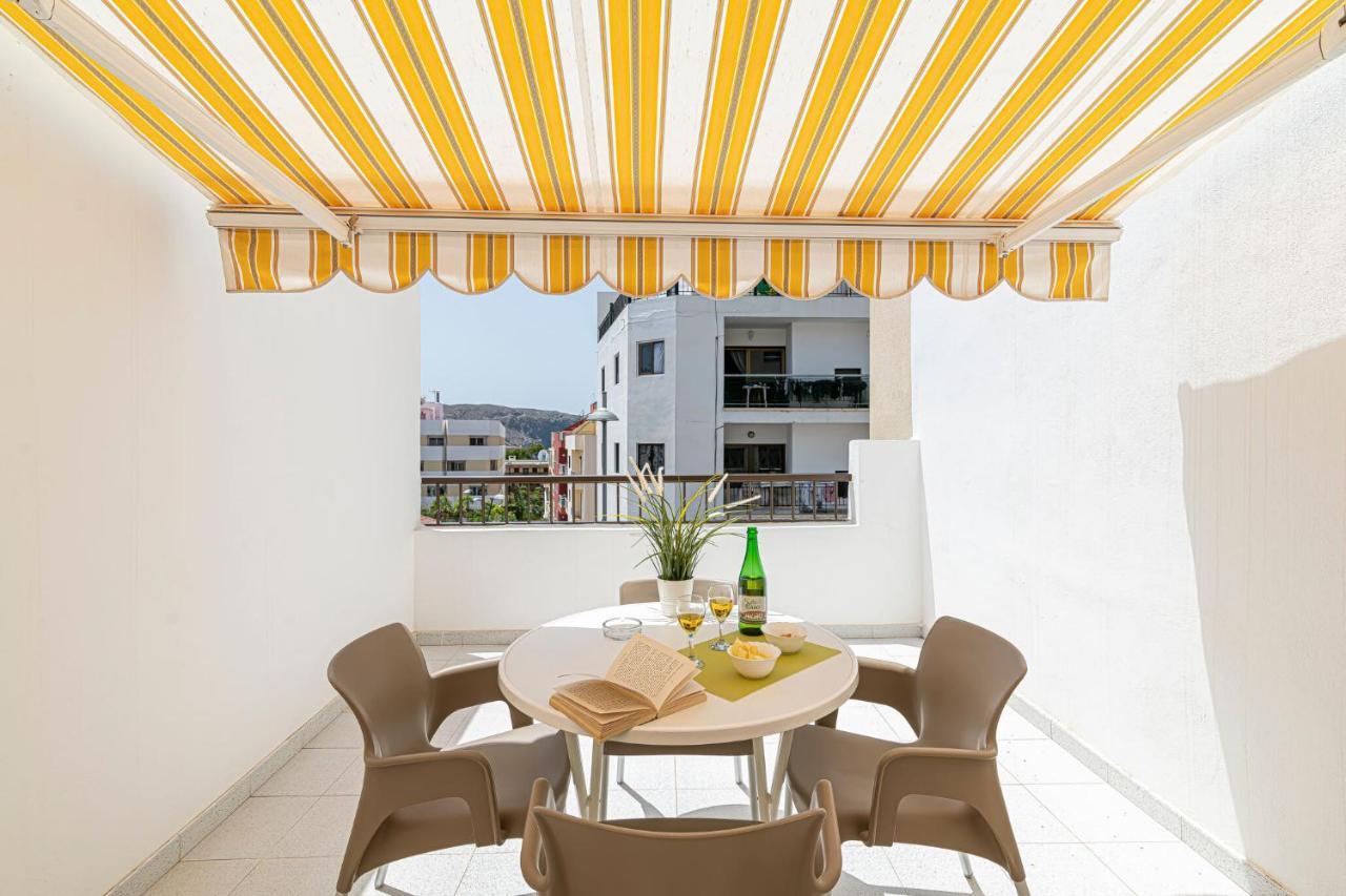 Apartamentos En El Centro De Los Cristianos Arona  Exterior photo