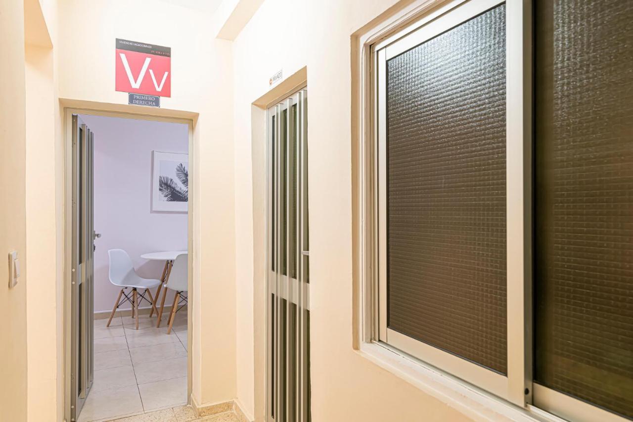 Apartamentos En El Centro De Los Cristianos Arona  Exterior photo