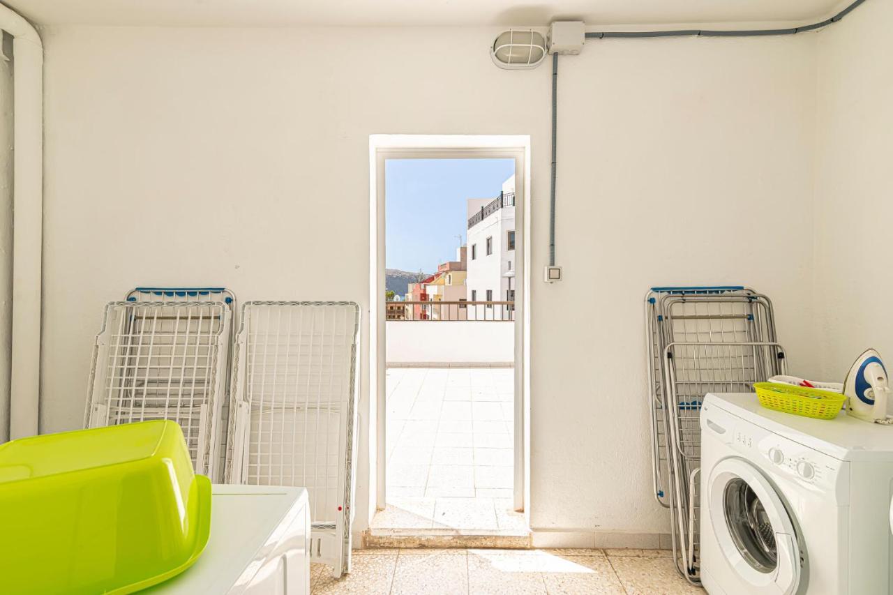 Apartamentos En El Centro De Los Cristianos Arona  Exterior photo